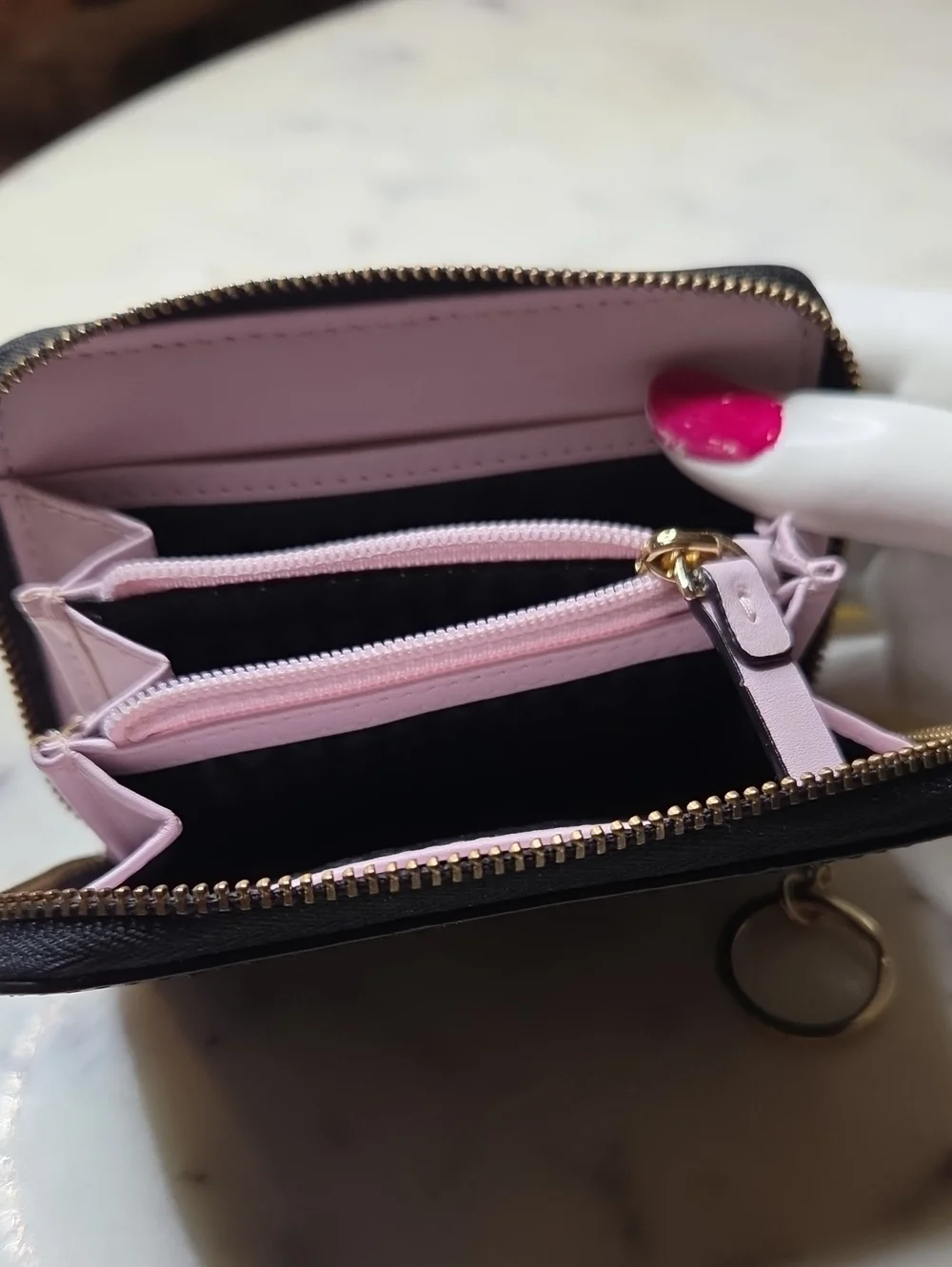 kate spade Black Leather Zip Key & Card Holder with Gold Hardware